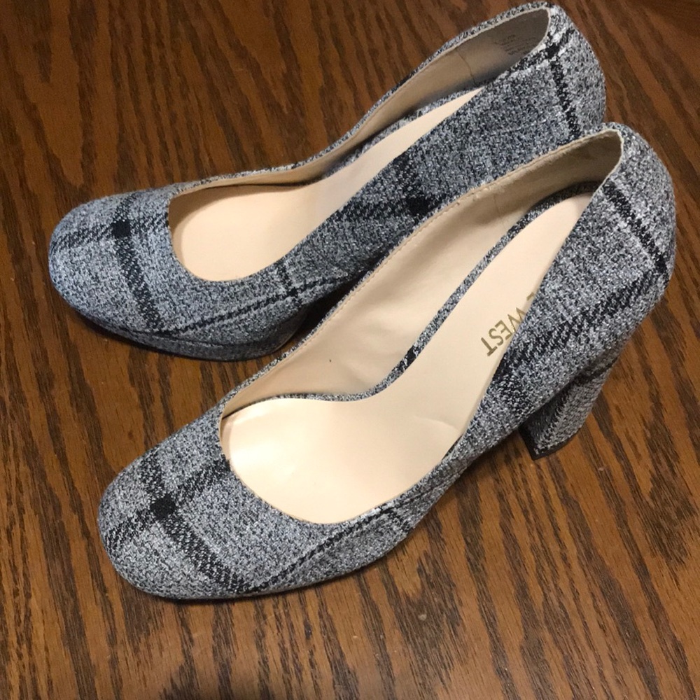 Nine West textured heels